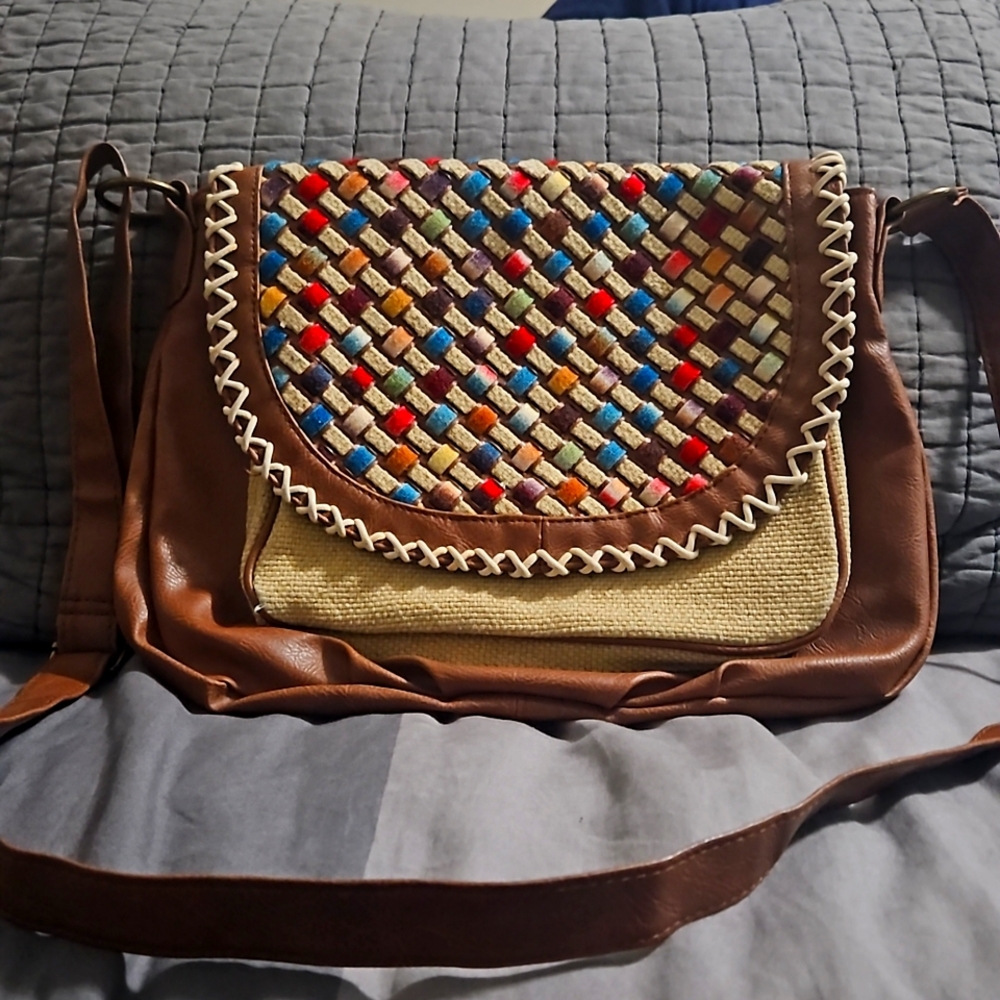 Like new Mossimo purse